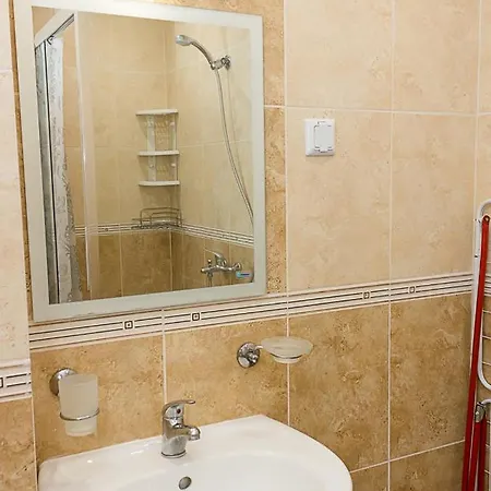 Garden Palace - 2bd Flat By Flat Mаnager Apartamento