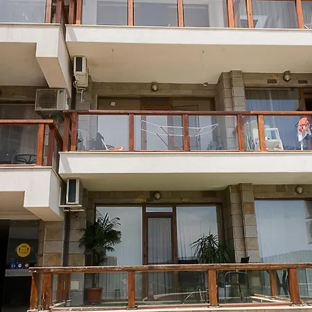 Apartamento Garden Palace - 2bd Flat By Flat Mаnager